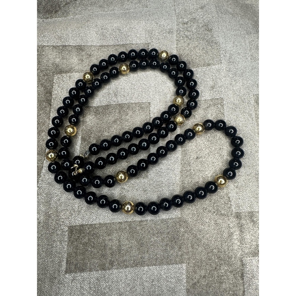 VTG Trifari‎ Black Gold Tone Beaded Necklace Womens Long Strand Initial T